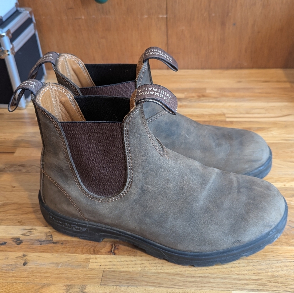 Blundstone Rustic Brown Chelsea Boots Women's size 9/men's size 7/AU/UK size 6